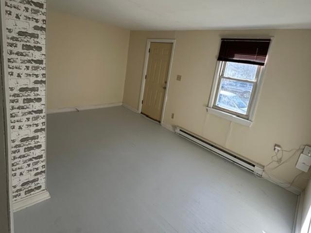 2 BR, 1 BA Apartment 530 Virginia Avenue, Martinsburg, WV 25401