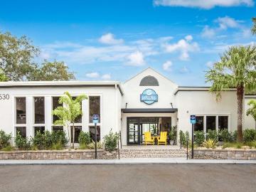 2 BR, 1 BA Apartment 530 Fairwood Avenue Unit 221, Clearwater, FL 33759