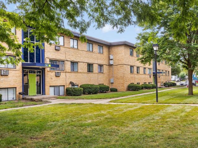 2 BR, 1 BA Apartment 5350 East 21st Street Unit 5342 2B, Indianapolis, IN 46218