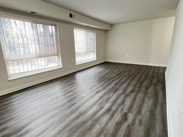 2 BR, 1 BA Apartment 5360 Quincy Place Unit 01 204 PR, Hyattsville, MD 20784