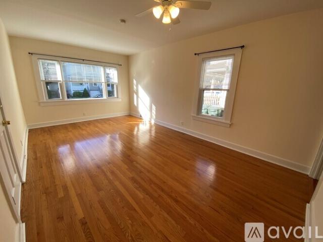 2 BR, 1 BA Apartment 536 Midland St, Unit 534, Bridgeport, CT 06605