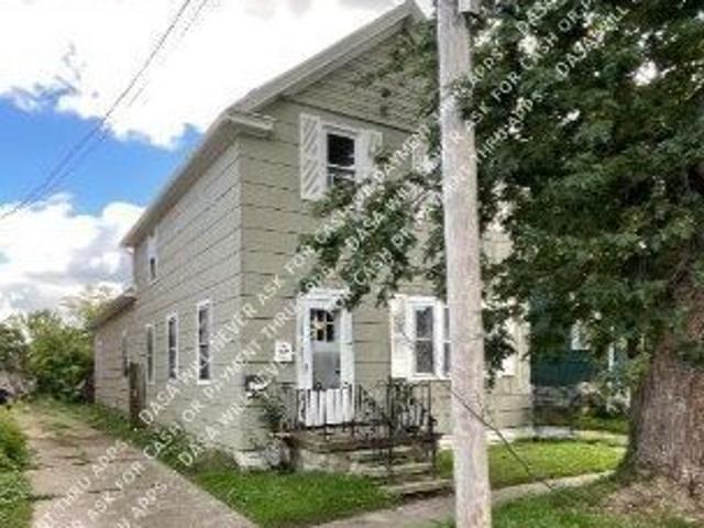 2 BR, 1 BA Apartment 5 Boone St, Buffalo, NY 14220