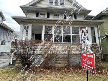 2 BR, 1 BA Apartment 640 Magee Ave, Rochester, NY 14613