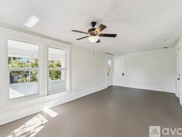 2 BR, 1 BA Apartment 641 North Orange Avenue, Unit 641, DeLand, FL 32720