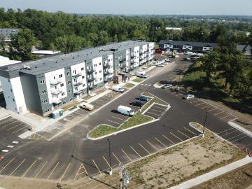 2 BR, 1 BA Apartment 648 Marion Boulevard Unit 648 403, Marion, IA 52302