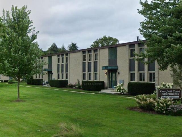 2 BR, 1 BA Apartment 649 West Park Ave Unit, Libertyville, IL 60048
