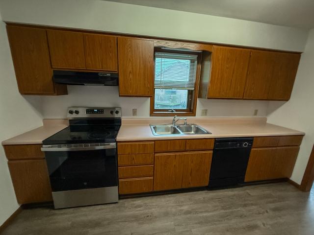 2 BR, 1 BA Apartment 653 Galena Court, Sun Prairie, WI 53590