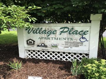 2 BR, 1 BA Apartment 651, 661, 665 Hixon Place, Vassar, MI 48768
