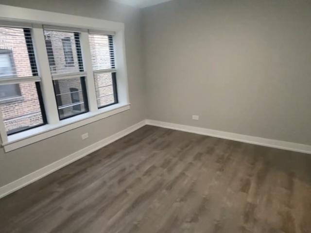 2 BR, 1 BA Apartment 6523 North Newgard Avenue, Chicago, IL 60640