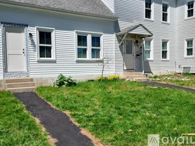 2 BR, 1 BA Apartment 65 Ossipee Trail East, Unit Unit #2, Standish, ME 04084