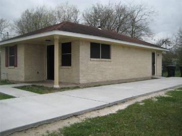 2 BR, 1 BA Apartment 6601 Nielan Street, Houston, TX 77028