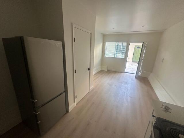 2 BR, 1 BA Apartment 6616 Telegraph Avenue 02, Oakland, CA 94609
