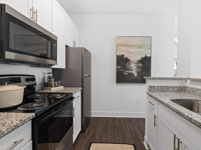 2 BR, 1 BA Apartment 6710 West Hollow Run Drive Unit 1627Z, Indianapolis, IN 46214