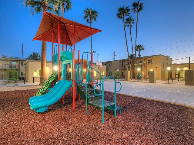2 BR, 1 BA Apartment 6738 North 45th Avenue Unit 135, Glendale, AZ 85301