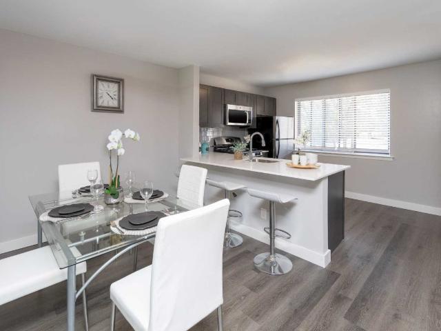 2 BR, 1 BA Apartment 675 East Street Road Unit 2, Warminster, PA 18974