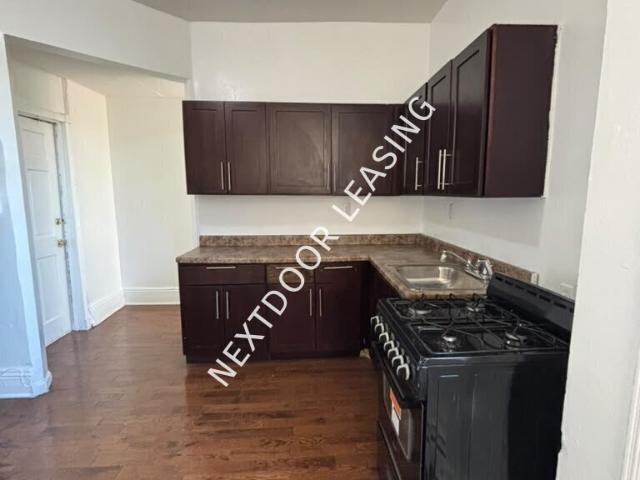 2 BR, 1 BA Apartment 676 Ocean Ave, Jersey City, NJ 07305