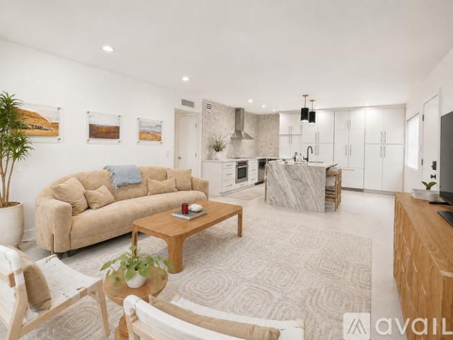2 BR, 1 BA Apartment 6805 E 2nd St, Unit 1, Scottsdale, AZ 85251