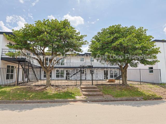 2 BR, 1 BA Apartment 6840 Fairway Dr Houston, TX 77087