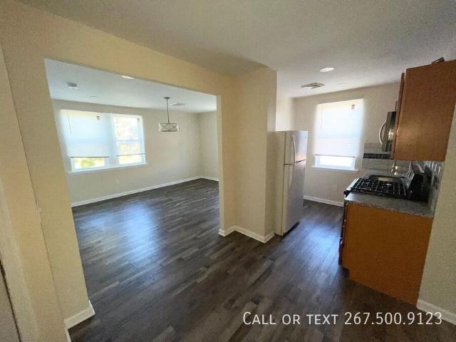 2 BR, 1 BA Apartment 6841 Lynford St A Top Floor, Philadelphia, PA 19149