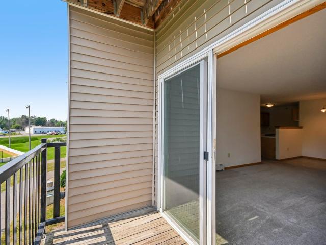 2 BR, 1 BA Apartment 685 4th St SW Unit 109, Forest Lake, MN 55025