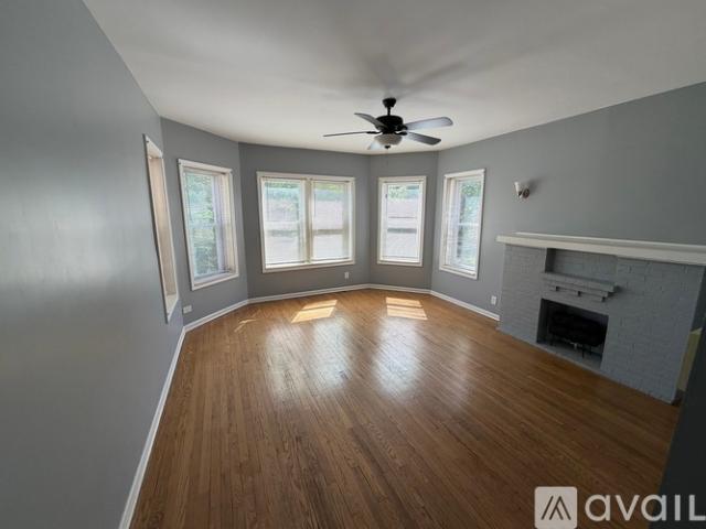 2 BR, 1 BA Apartment 6920 South Vernon Avenue, Unit Unit 3 22, Chicago, IL 60637