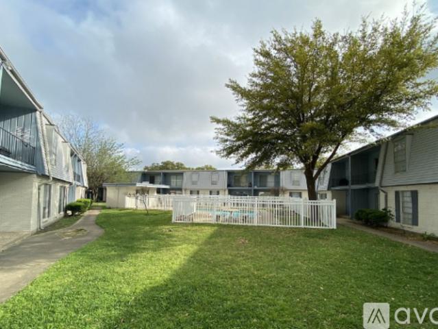 2 BR, 1 BA Apartment 603 E 29th St, Unit 5, Bryan, TX 77803