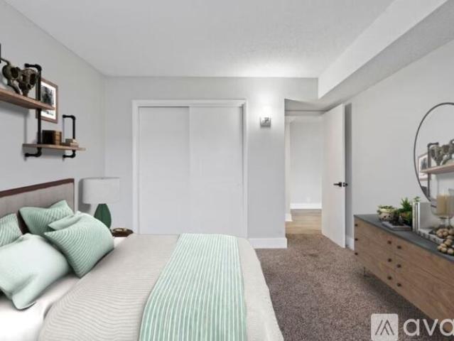 2 BR, 1 BA Apartment 600 Whispering Hills Dr, Unit 21, Nashville, TN 37211