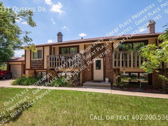 2 BR, 1 BA Apartment 6011 Queens Dr Lincoln, NE 68516