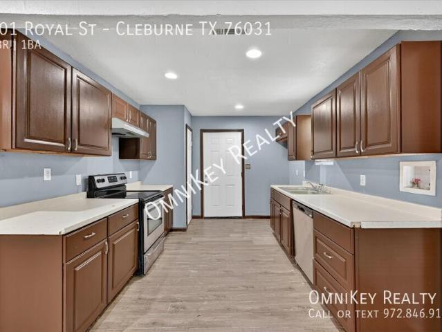 1 BR, 1 BA Apartment 601 Royal St, Cleburne, TX 76031