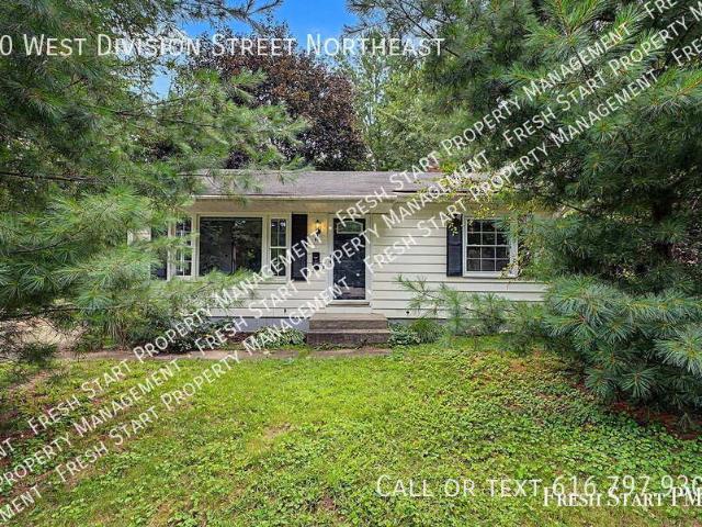 2 BR, 1 BA Apartment 60 West Division Street Northeast, Rockford, MI 49345