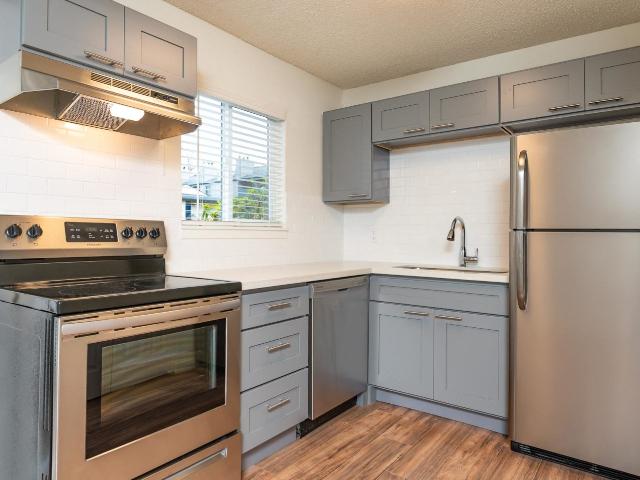 2 BR, 1 BA Apartment 6111 Southwest Beaverton Hillsdale Highway Unit 09, Portland, OR 97221