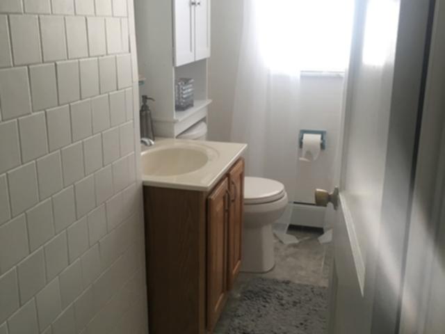 2 BR, 1 BA Apartment 617 Laurel Hill Avenue, Unit 2, Cranston, RI 02920