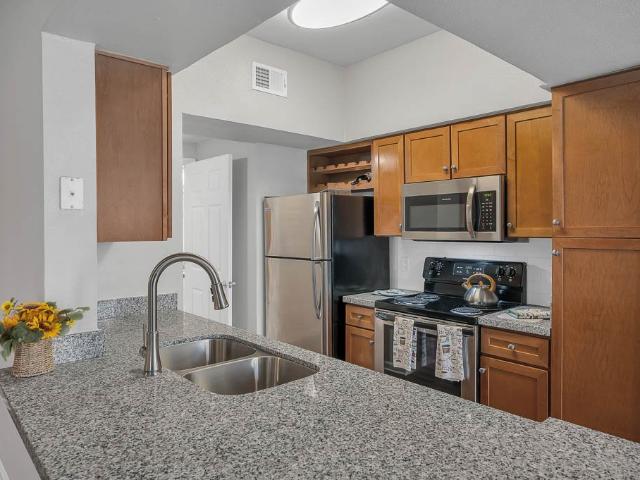 2 BR, 1 BA Apartment 6160 East Sam Houston Parkway North Unit 13 13306, Houston, TX 77049