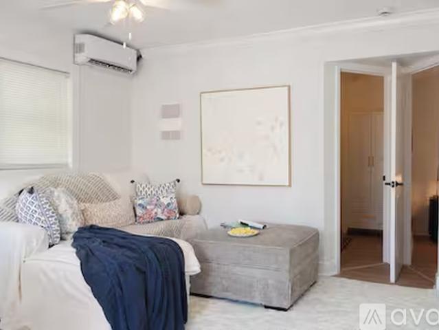 2 BR, 1 BA Apartment 618 7th Avenue North, Unit A, St. Petersburg, FL 33701