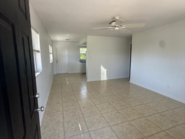 2 BR, 1 BA Apartment 623 92nd Ave N, Unit Unit A, Naples, FL 34108