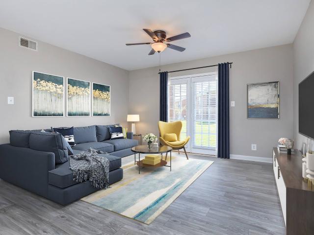 2 BR, 1 BA Apartment 621 Tiny Town Road Unit 1304, Clarksville, TN 37042