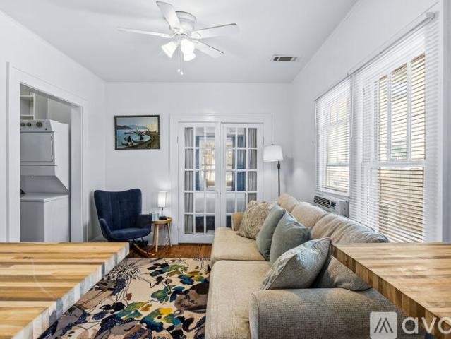 2 BR, 1 BA Apartment 622 7th Ave N, Unit 622, St. Petersburg, FL 33701