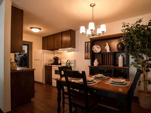2 BR, 1 BA Apartment 6232 65th Ave N Unit 5910 224, Minneapolis, MN 55429