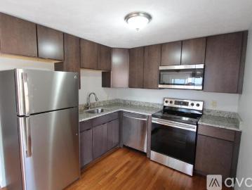 2 BR, 1 BA Apartment 627 Beach St, Unit 2R, Revere, MA 02151