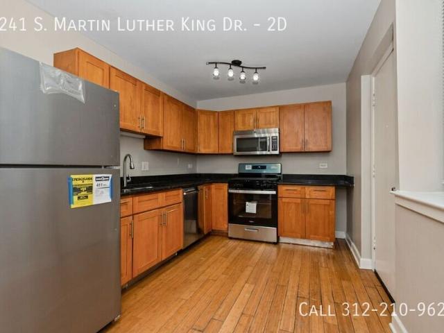 2 BR, 1 BA Apartment 6241 S. Martin Luther King Dr Chicago, IL 60637