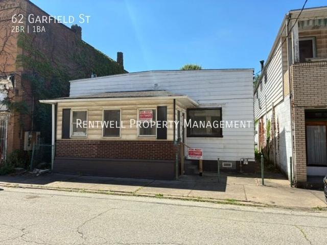 2 BR, 1 BA Apartment 62 Garfield St, Natrona Heights, PA 15605