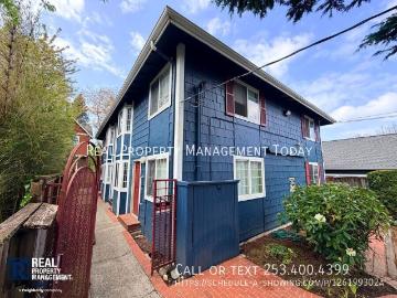 2 BR, 1 BA Apartment 630 632 S. State St, Tacoma, WA 98405