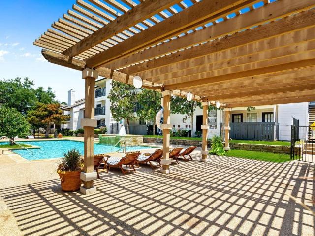 2 BR, 1 BA Apartment 6351 Hulen Bend Blvd Unit 1212, Fort Worth, TX 76132