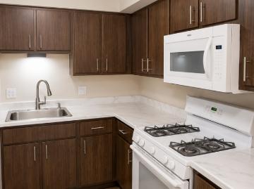 2 BR, 1 BA Apartment 6360 Washington Street, Chicago Ridge, IL 60415