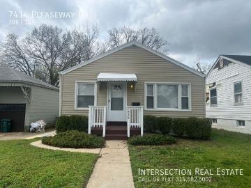 2 BR, 1 BA Apartment 7414 Please Way, Country Club Hills, MO 63136