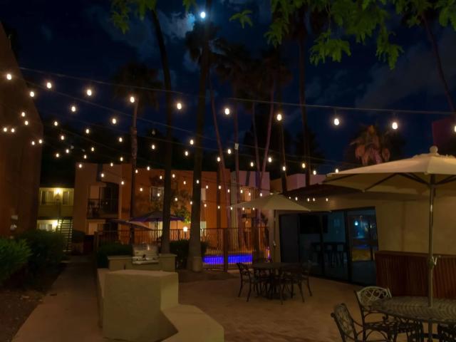 2 BR, 1 BA Apartment 7424 E Speedway Blvd Unit A A 10, Tucson, AZ 85710
