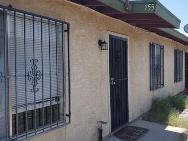 2 BR, 1 BA Apartment 755 W 41st St, Unit Front, Tucson, AZ 85713
