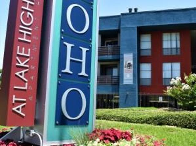 2 BR, 1 BA Apartment 7610 Skillman Street Unit B102, Dallas, TX 75231