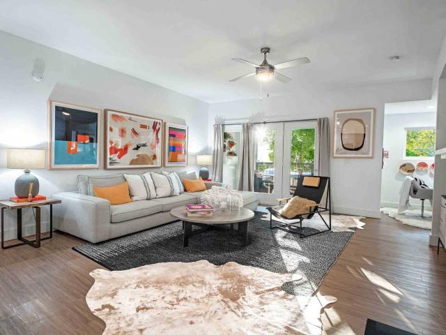 2 BR, 1 BA Apartment 7700 Greenway Blvd Unit H 208, Dallas, TX 75209