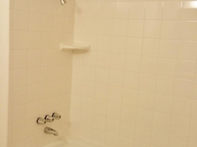2 BR, 1 BA Apartment 7032 Ming Ave, Unit Two Bedroom, Bakersfield, CA 93309